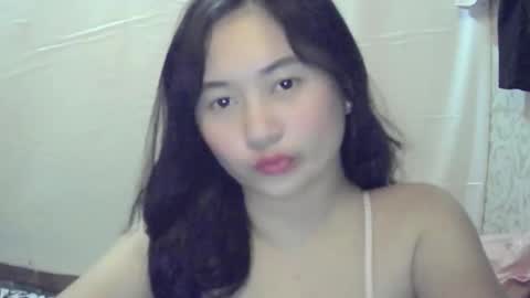 Snapshot of share_rhea chatting on March 16, 3:38 pm Kah online show from March 16, 3:38 pm