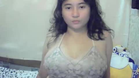 Snapshot of share_rhea chatting on March 17, 2:09 pm Kah online show from March 17, 2:09 pm