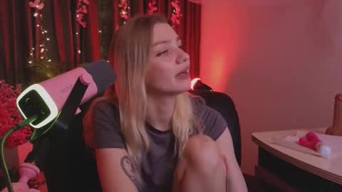 Candy online show from January 16, 2:21 pm