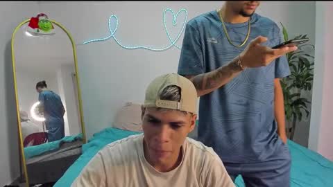 shark_boy21 online show from December 16, 3:44 am