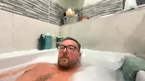 Snapshot of sharksboy16 chatting on February 19, 5:31 pm Sharksboy online show from February 19, 5:31 pm