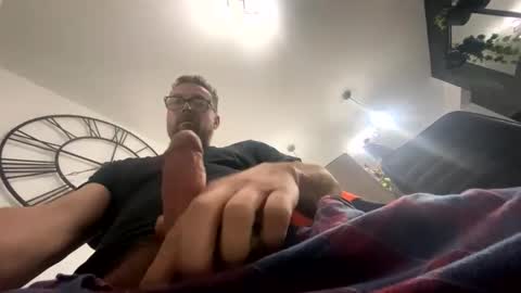 Snapshot of sharksboy16 chatting on February 20, 6:26 am Sharksboy online show from February 20, 6:26 am