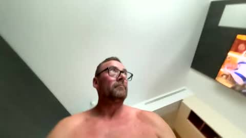 Snapshot of sharksboy16 chatting on July 22, 7:16 pm Sharksboy online show from July 22, 7:16 pm