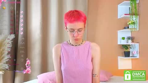 Snapshot of sharli_rose chatting on September 28, 3:17 pm Sharli online show from September 28, 3:17 pm