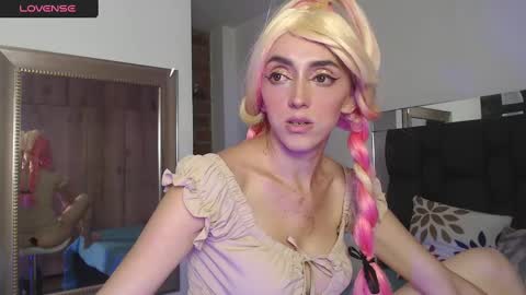 Sharlotte online show from February 13, 8:13 pm