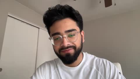 sharmaaditya7253 online show from December 19, 6:15 pm