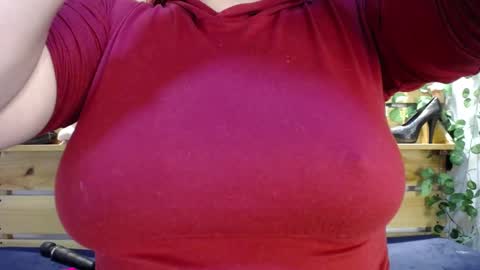 Snapshot of sharol_heart_ chatting on February 20, 5:44 am Sharol online show from February 20, 5:44 am