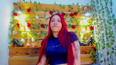 Snapshot of sharol_heart_ chatting on February 24, 4:05 am Sharol online show from February 24, 4:05 am