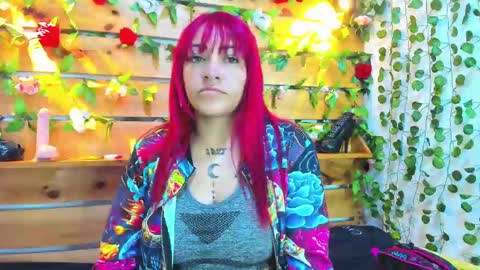 Snapshot of sharol_heart_ chatting on September 30, 3:55 am Sharol online show from September 30, 3:55 am