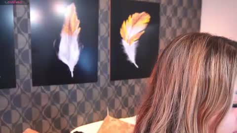 Snapshot of sharomross chatting on July 12, 1:35 pm Sharom online show from July 12, 1:35 pm