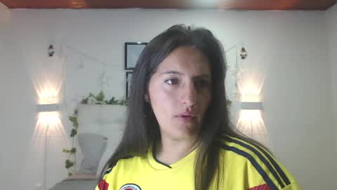 ESTEFI  online show from April 14, 1:39 pm