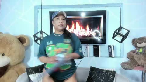 Snapshot of sharon_noa chatting on April 28, 2:11 pm Sharon Noa online show from April 28, 2:11 pm