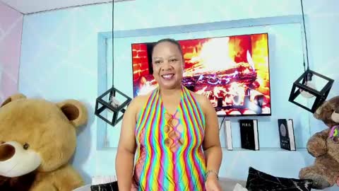 Snapshot of sharon_noa chatting on April 29, 2:32 pm Sharon Noa online show from April 29, 2:32 pm