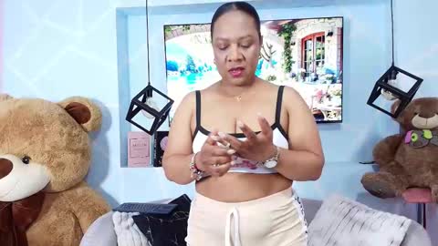 Snapshot of sharon_noa chatting on May 13, 4:48 pm Sharon Noa online show from May 13, 4:48 pm
