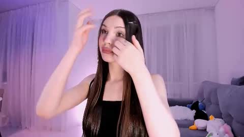 Sharon online show from March 22, 7:39 pm