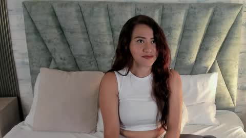 Snapshot of shashadeluxe chatting on June 8, 12:27 pm shsha online show from June 8, 12:27 pm