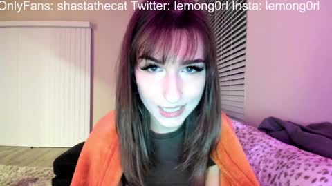 Snapshot of shastathecat chatting on December 28, 7:22 am Shasta online show from December 28, 7:22 am