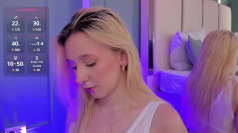 Shantall online show from February 18, 7:52 pm