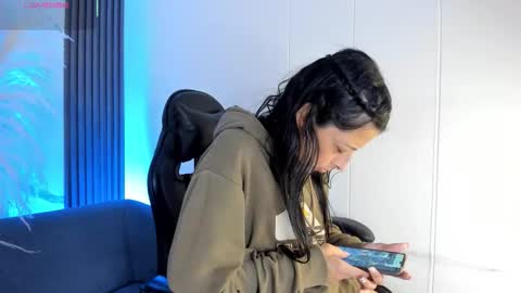 Shauna online show from February 22, 4:57 am