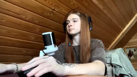 Snapshot of shavonflosi chatting on June 29, 4:19 am Maria online show from June 29, 4:19 am
