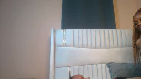 Snapshot of shay_diva chatting on October 21, 1:17 am Shay diva online show from October 21, 1:17 am