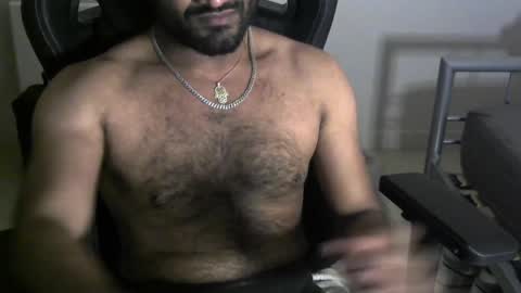 Snapshot of shdrz224 chatting on February 27, 12:54 am Shad online show from February 27, 12:54 am