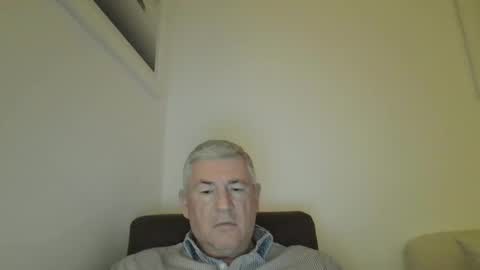 Snapshot of she52 chatting on November 11, 4:40 pm she52 online show from November 11, 4:40 pm