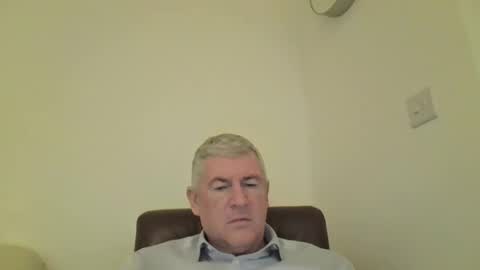 Snapshot of she52 chatting on January 12, 4:34 pm she52 online show from January 12, 4:34 pm