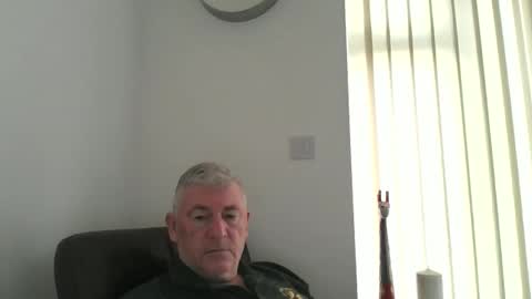 Snapshot of she52 chatting on February 7, 3:16 pm she52 online show from February 7, 3:16 pm