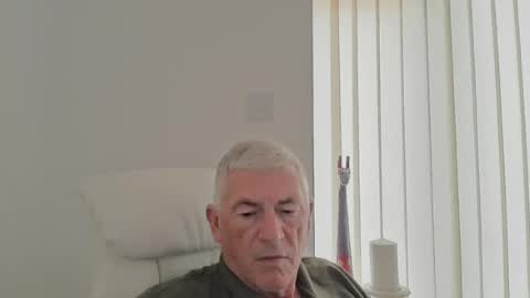 Snapshot of she52 chatting on July 9, 2:32 pm she52 online show from July 9, 2:32 pm