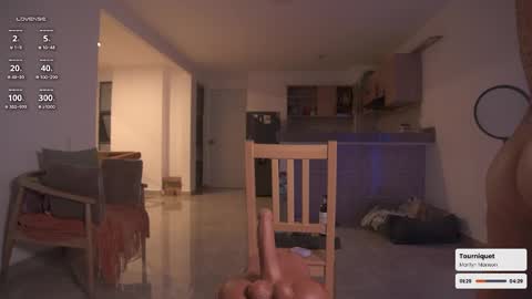 Snapshot of she_lau_ghs chatting on February 7, 6:06 am Laura c online show from February 7, 6:06 am