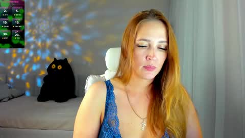 she_wolf1 online show from May 21, 2:13 pm