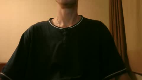 Snapshot of shedevr02 chatting on October 19, 5:24 pm Roger online show from October 19, 5:24 pm