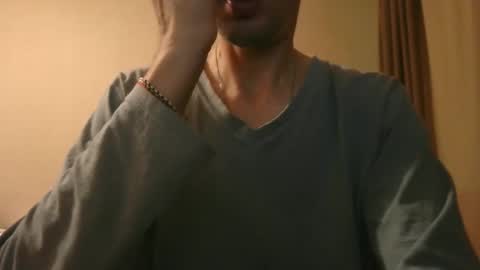 Snapshot of shedevr02 chatting on May 14, 6:04 pm Roger online show from May 14, 6:04 pm