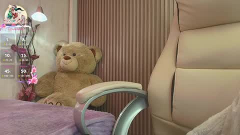 Shelby cute  online show from December 30, 6:53 am