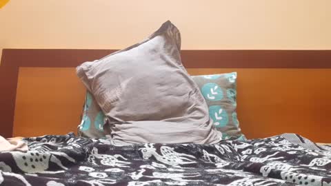 Snapshot of shelby_tommy1 chatting on February 10, 11:45 pm bluehorn online show from February 10, 11:45 pm