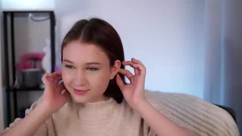 Snapshot of sheliamuyres chatting on February 20, 12:38 pm Lina online show from February 20, 12:38 pm