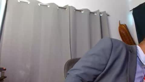 Snapshot of shellcock46 chatting on October 2, 11:01 pm shellcock46 online show from October 2, 11:01 pm