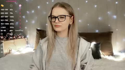 shellyboom online show from December 21, 5:09 pm