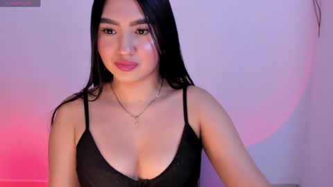 Snapshot of shellyrayhs1 chatting on May 9, 2:06 am Shelly rayhs online show from May 9, 2:06 am