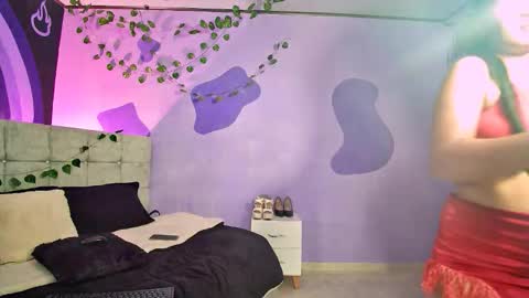 Snapshot of shelsy_boom chatting on February 18, 2:13 pm Shelsy online show from February 18, 2:13 pm