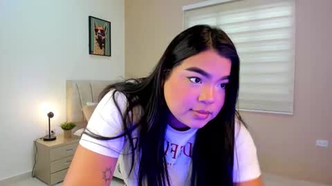 Snapshot of shelsy_joys chatting on February 20, 12:16 pm shelsy online show from February 20, 12:16 pm