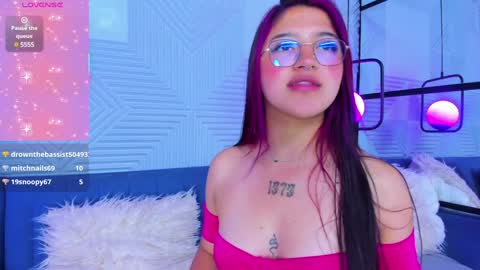 Snapshot of sherydan_love chatting on February 4, 12:22 pm mia online show from February 4, 12:22 pm