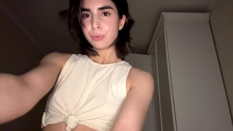 Snapshot of sheryllmafua chatting on June 2, 12:29 pm Amy online show from June 2, 12:29 pm