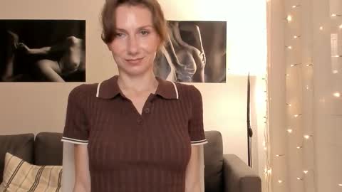 shesleepsnaked online show from January 31, 7:11 pm