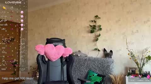 Vanessa online show from April 12, 6:40 am