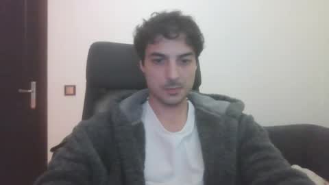 Snapshot of shiiroo26 chatting on May 16, 10:41 pm Shiiroo26 online show from May 16, 10:41 pm