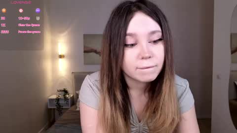 Snapshot of shiny_bell chatting on April 21, 6:41 am Bell 3 Next broadcast online show from April 21, 6:41 am