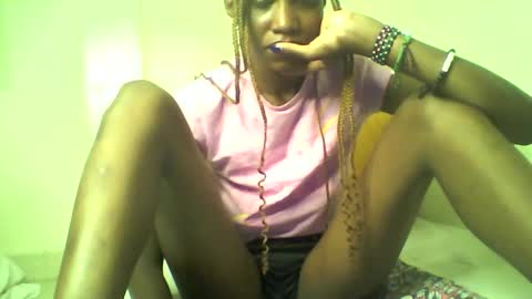 Snapshot of shipeta2 chatting on April 25, 3:42 am detiefmagdalina2026 online show from April 25, 3:42 am