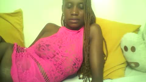 Snapshot of shipeta2 chatting on May 4, 2:35 pm detiefmagdalina2026 online show from May 4, 2:35 pm